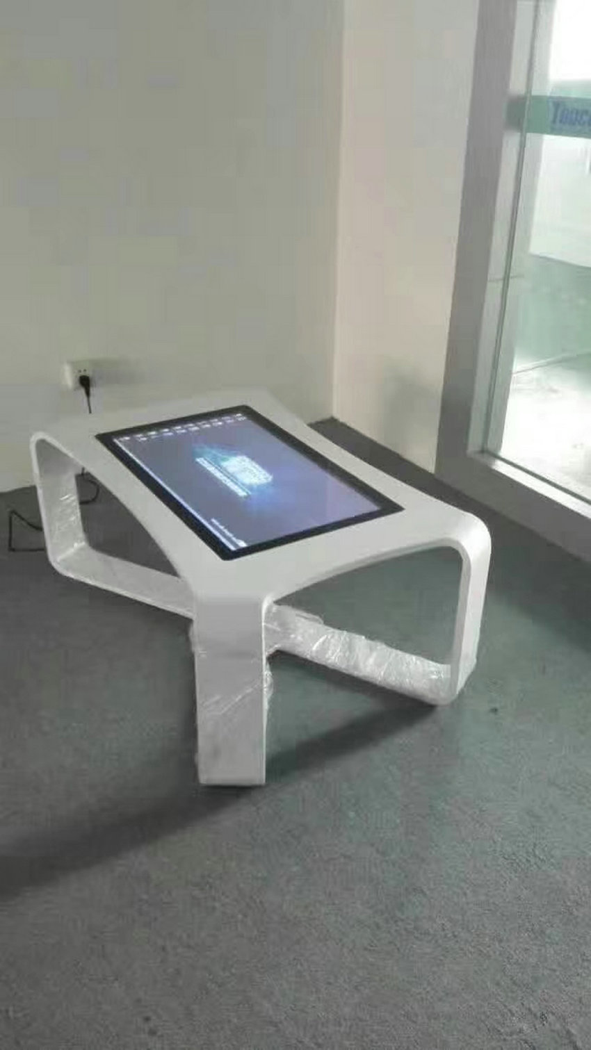 Pantalla LCD interior estilo escritorio