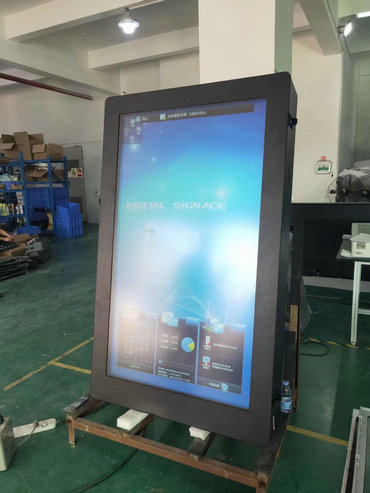 Pantalla LCD montada en la pared de 75 pulgadas