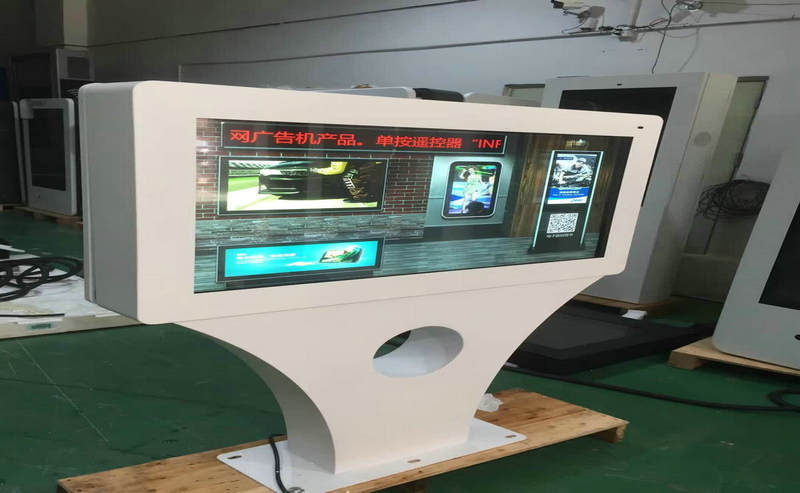 Exhibición de pie al aire libre personalizada