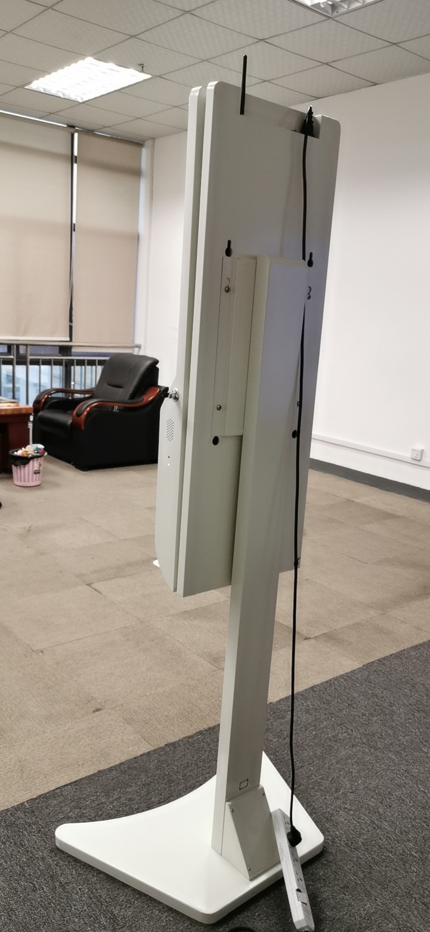 indoor wall mounted and standing lcd display with hand sanitizer